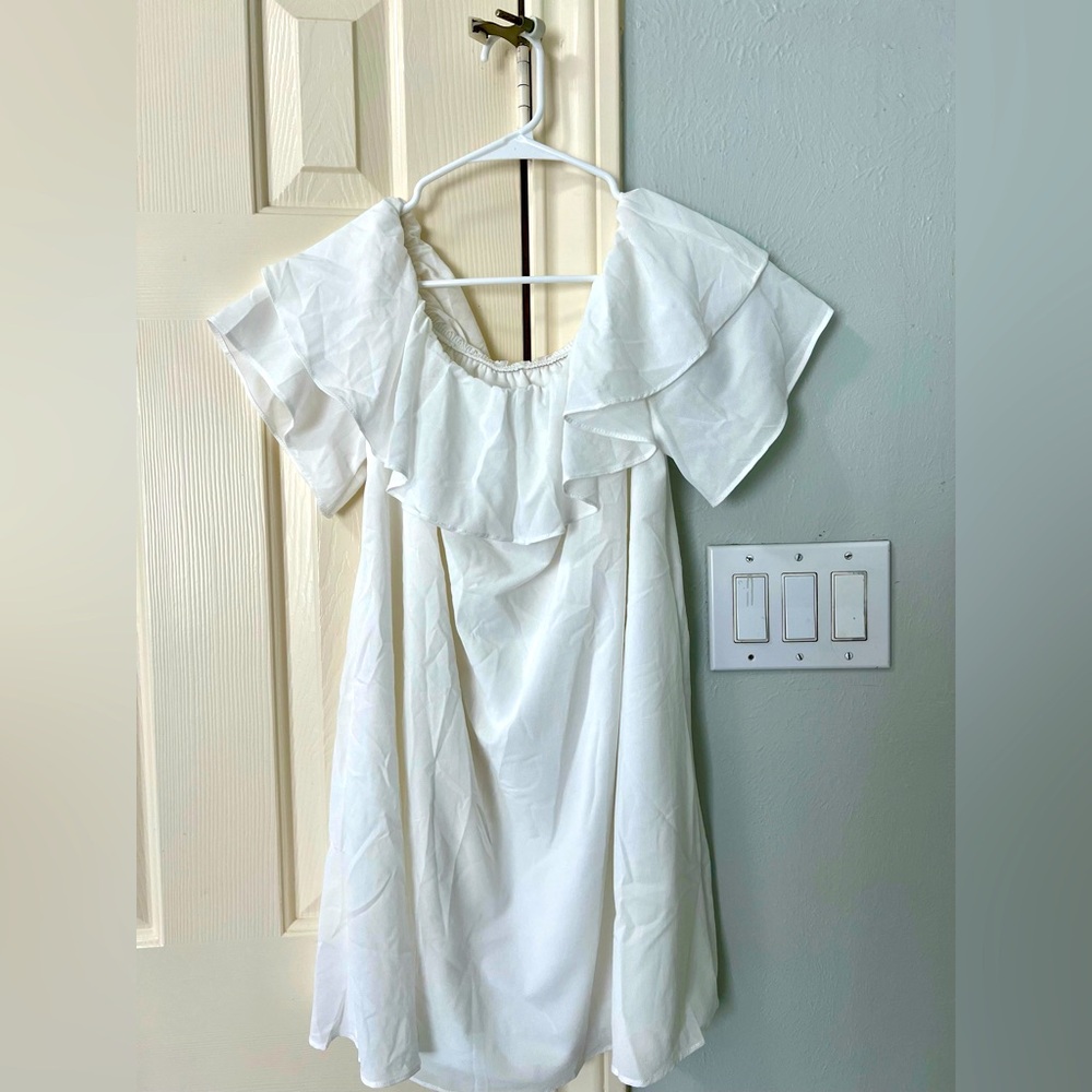 White off-shoulder Dress